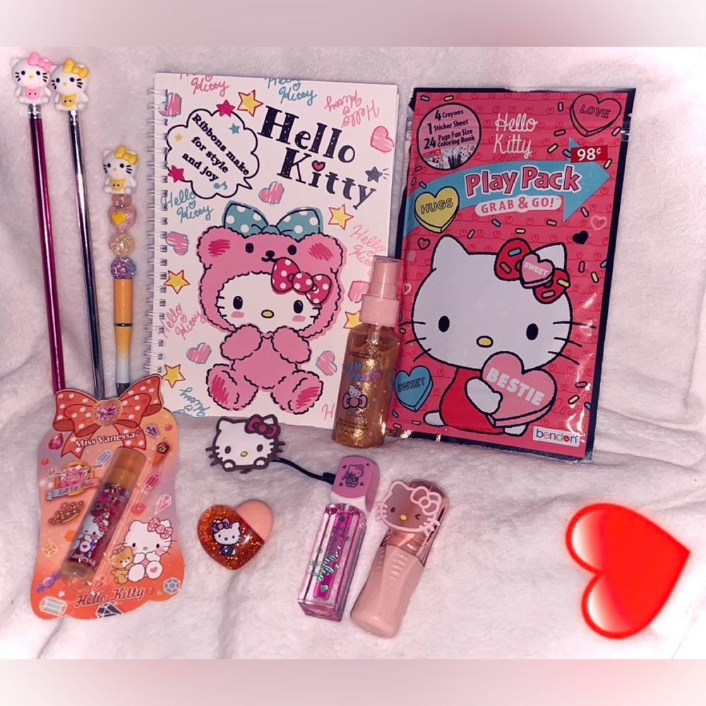 Hello Kitty Pink 11 piece Accessories Gift Set Collection